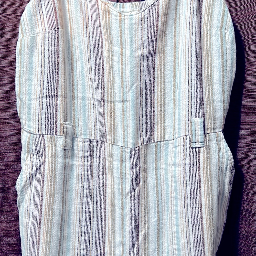Universal Threads Romper - Picture 5 of 5